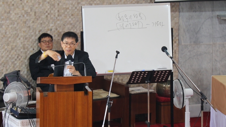 5F2A1494.MOV.Still005.jpg